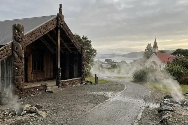 Ohinemutu Maori Village steam vents carved meeting house Rotorua free visit