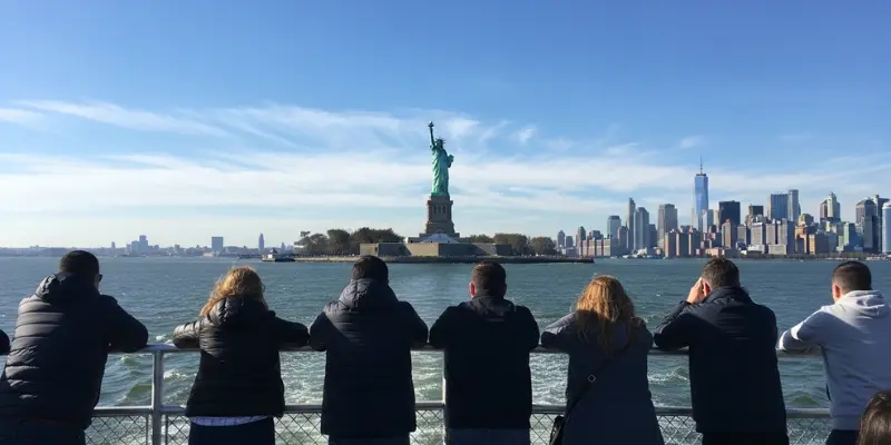 New York 3 Day Trip Itinerary: Ultimate Guide for First-Time Visitors Statue of Liberty Ferry